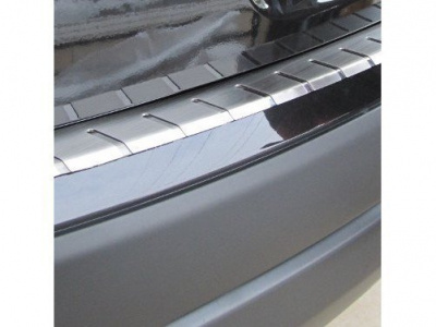 Skoda Yeti (09-) накладка на задний бампер профилированная с загибом, нержавеющая сталь, к-кт 1шт.